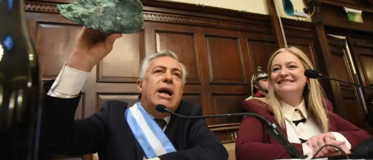 Qué margen de acción tiene Cornejo para lo que queda de su gobierno